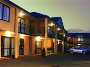 Annabelle Court 4*